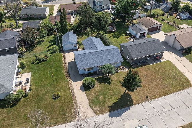 Additional photo 3 of property located at 1442 26th St Se