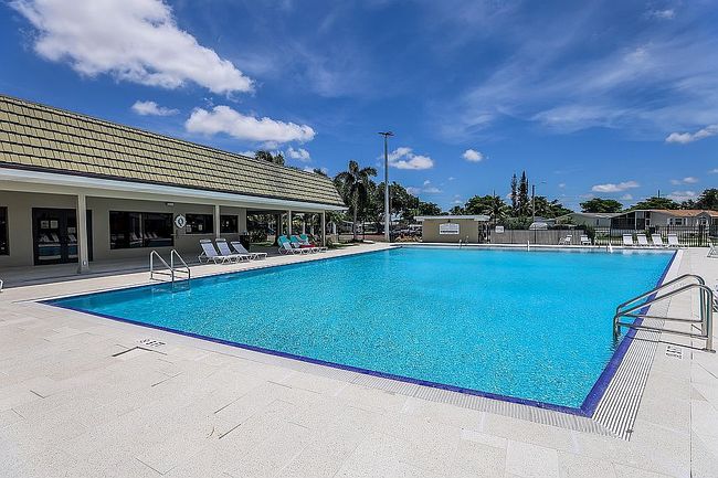 Photo of 11296 Rexmere Blvd #29-3Inv, Davie, FL