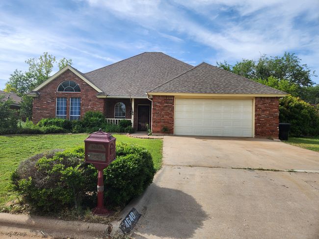 Additional photo 1 of property located at 4640 Oak Knoll St