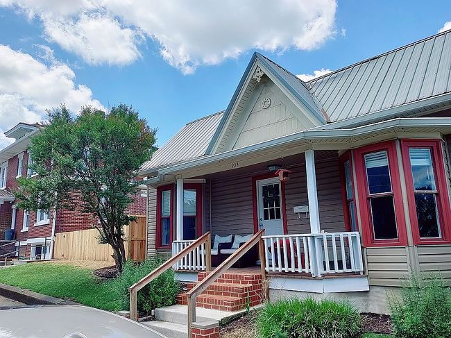 Photo of 400 W Pine St, Johnson City, TN