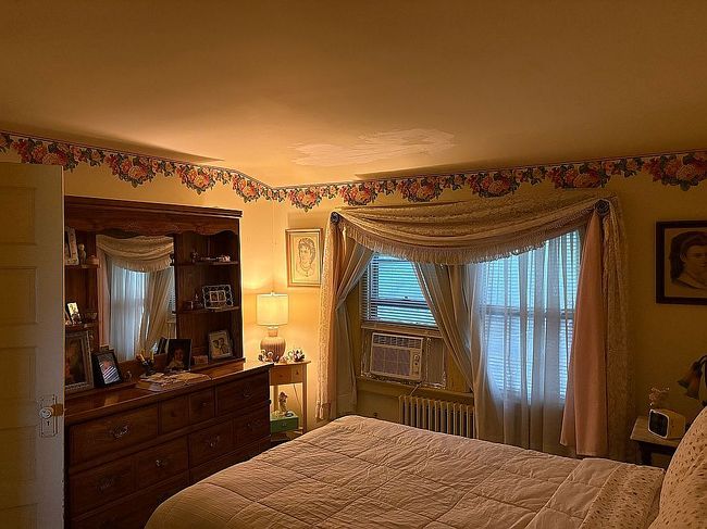 Photo of 51 Mountainside Ter, Clifton, NJ