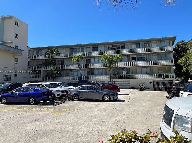 Photo of 6484 Indian Creek Dr Apt 309, Miami Beach, FL