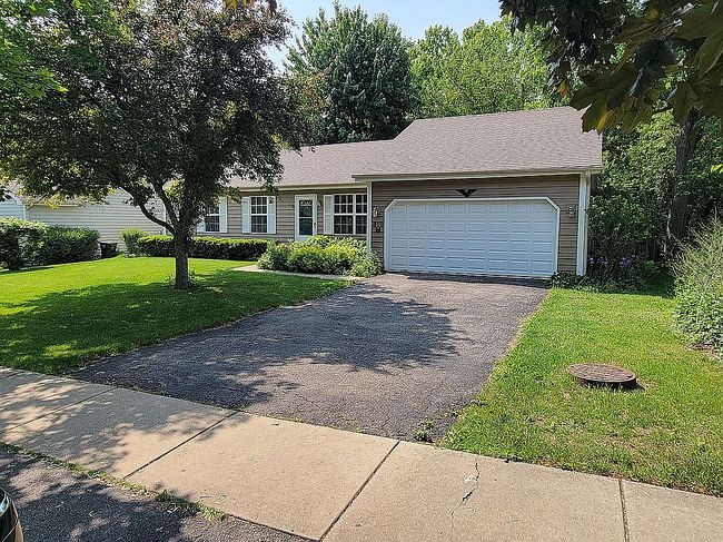 Photo of 810 Main St, West Chicago, IL
