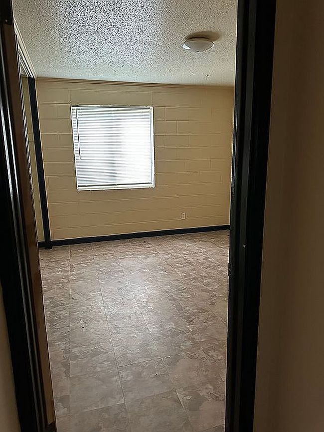 Image of 1200 S 7th St