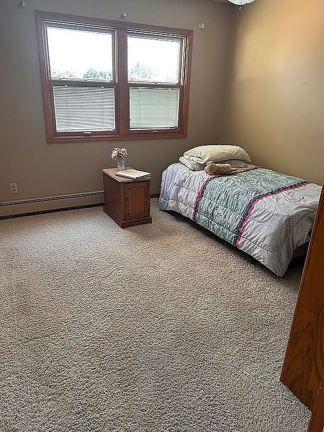 Photo of 729 Kenton Blvd, Taylorville, IL