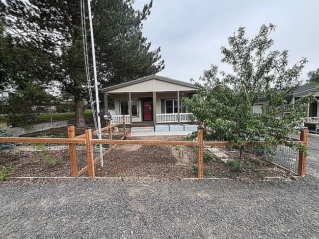 Image of 260 E Spring St
