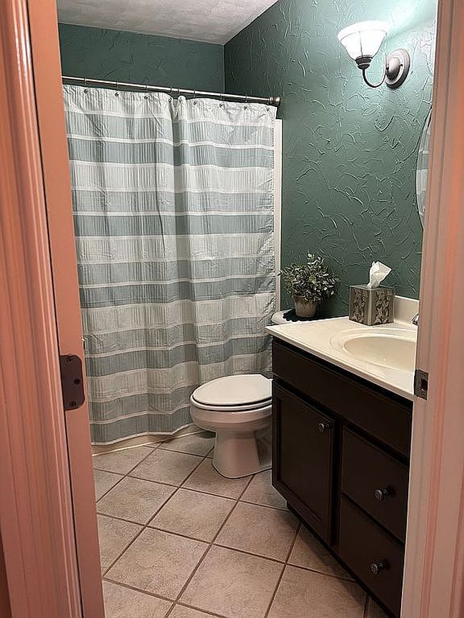 Additional photo 2 of property located at 14 Newport Ct