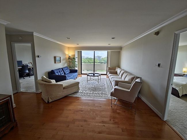 Photo of 1800 Old Meadow Rd Apt 1720, Mc Lean, VA