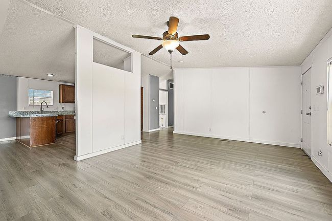 Photo of 141 Purple Sage Ln, Hutto, TX