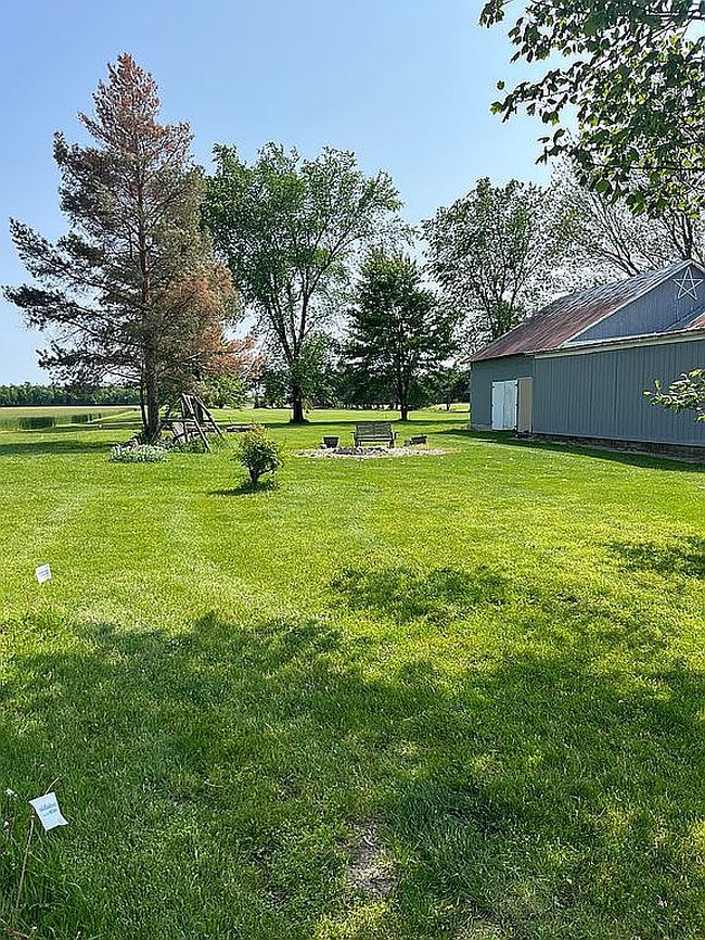 Image of 9637 Yates Rd