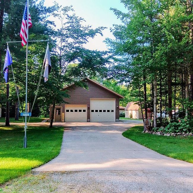 Photo of 11450 W George St, Manistique, MI