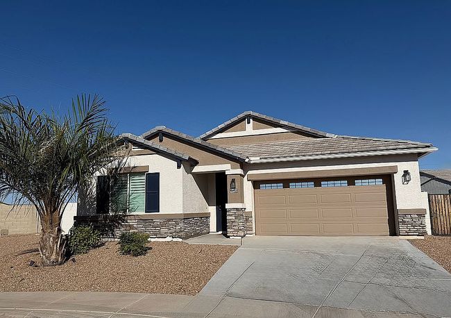 Image of 40913 W Williams Way