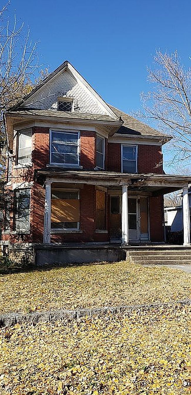 Photo of 402 N Wall Ave, Joplin, MO