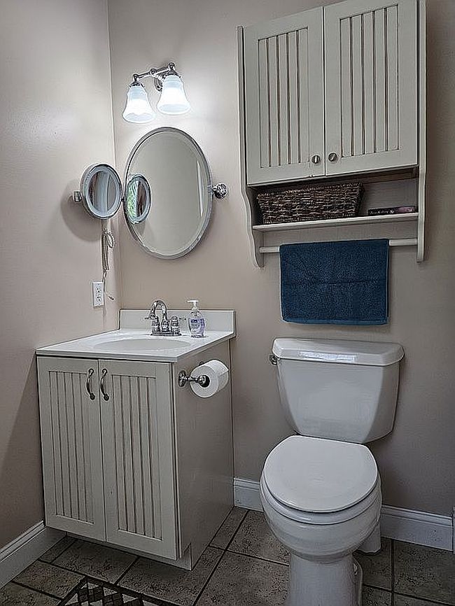 Image of 1616 Willow Creek Dr