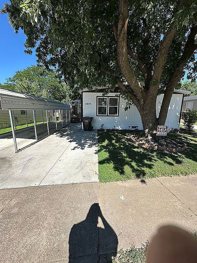 Preview of property located at 1919 Sw 12th St