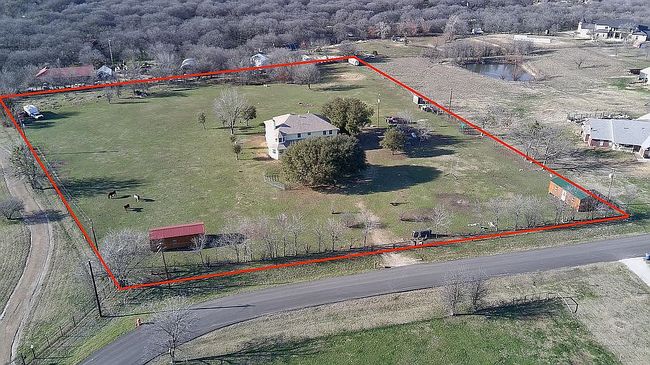 Photo of 14321 Allen Trl, Roanoke, TX