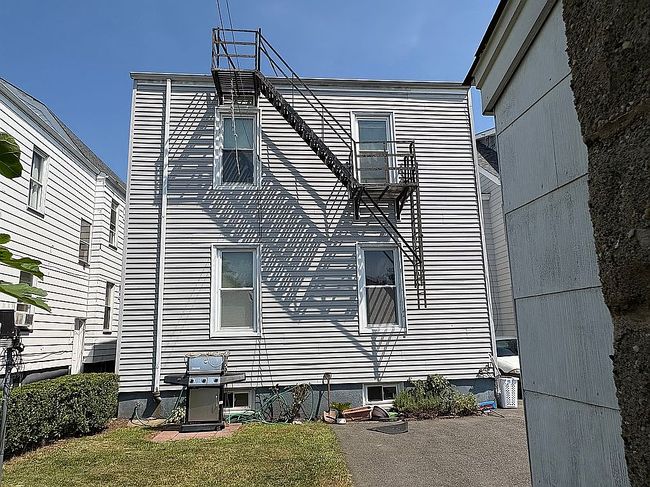 Photo of 742 Pennington St, Elizabeth, NJ