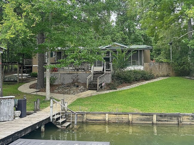 Image of 250 Holley Cir