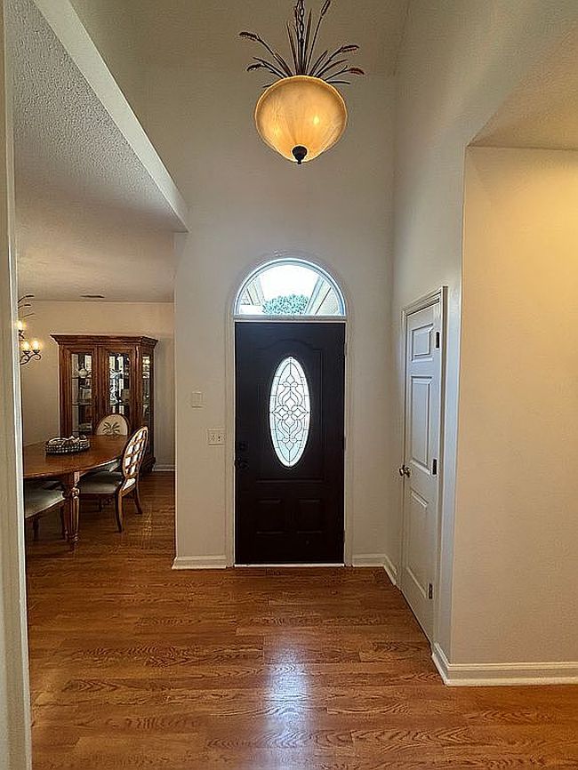 Photo of 208 Island Creek Ln, Savannah, GA