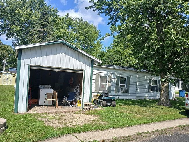 Photo of 111 S 13th Ave #D1, Mendota, IL