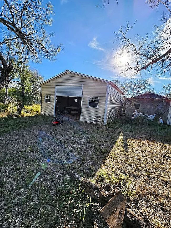 Image of 49 Bayview Dr