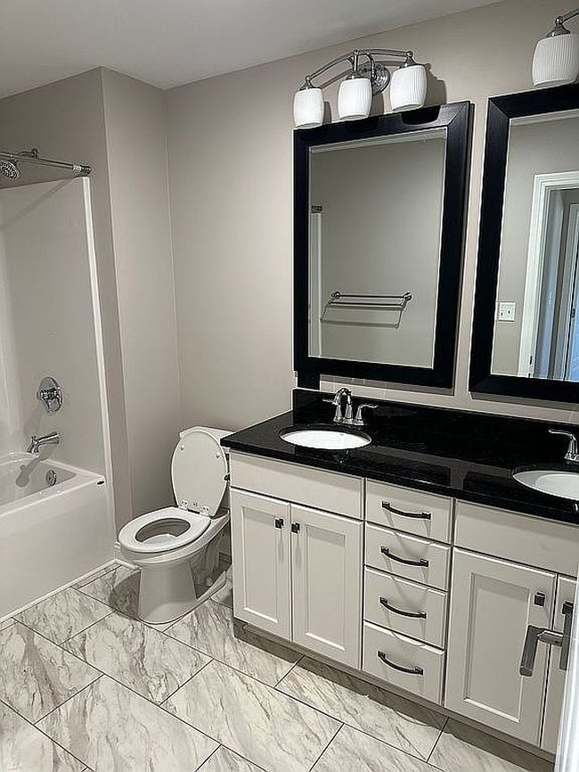 Image of 8663 Pebble Creek Dr