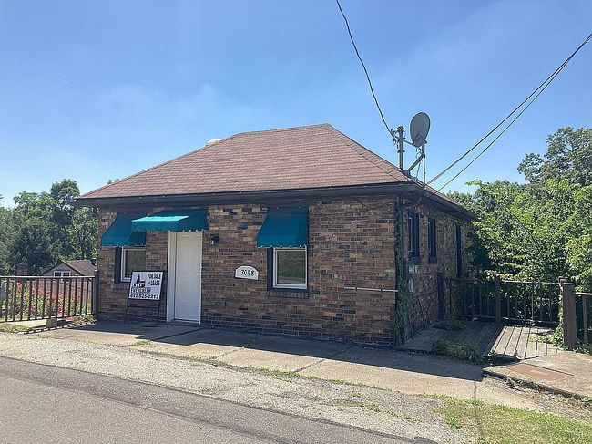 Photo of 3097 Woodland Rd