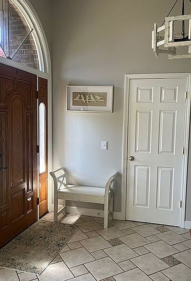 Image of 847 Meadowcrest Cir