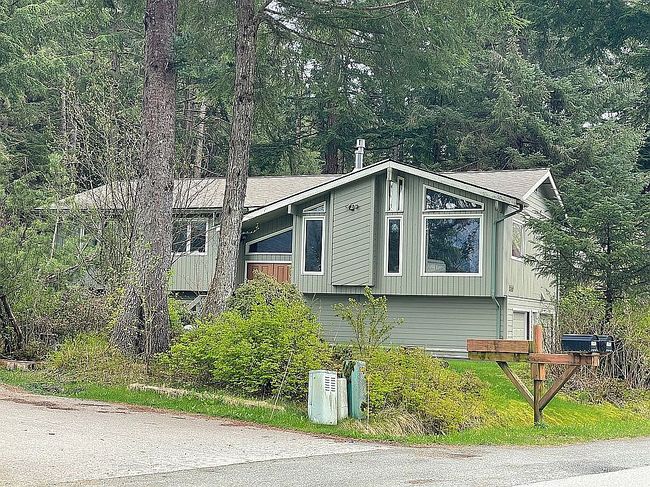 2960 Glacierwood Dr, Juneau, AK