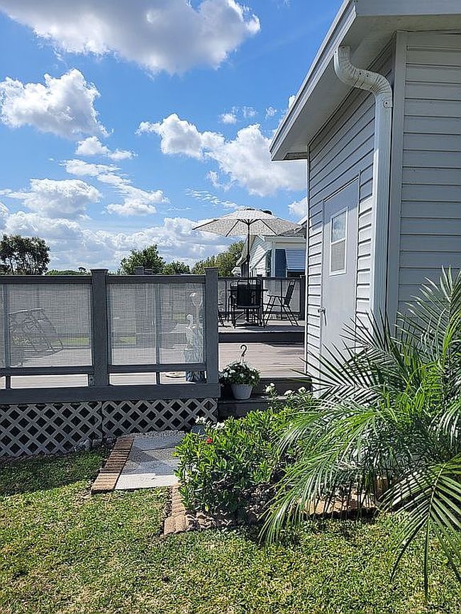 Additional photo 2 of property located at 325 Belle Grove St