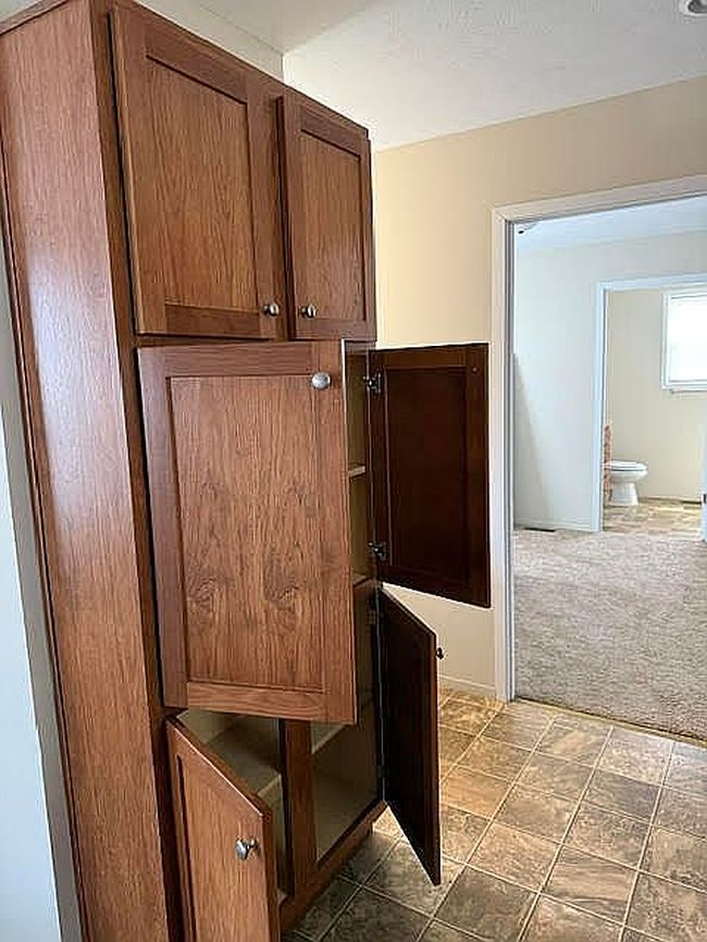 Photo of 208 Park Ln, Sauk Village, IL