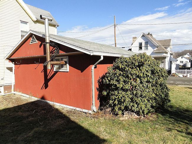 Photo of 104 S Main St, Point Marion, PA