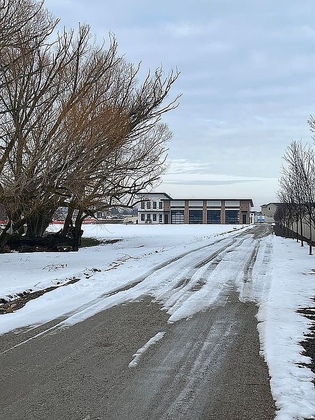Image of 1015 N Highway 16
