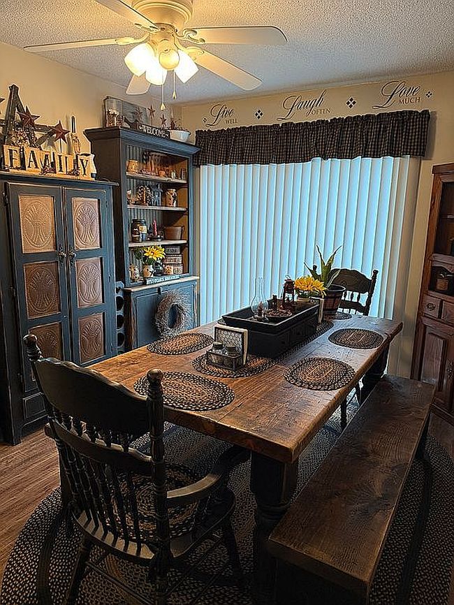 Photo of 3115 Equinox Rd, Dover, PA