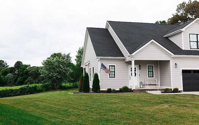 Additional photo 3 of property located at 578 Denver Cir