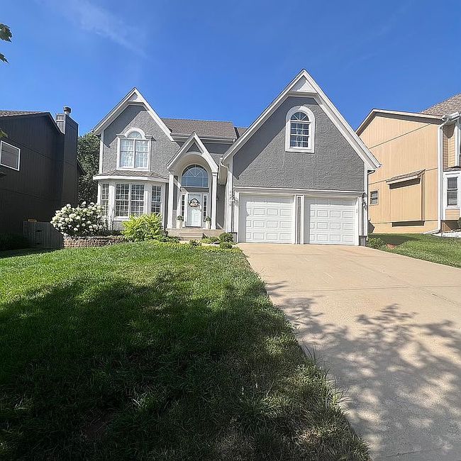 Photo of 11210 W 132nd Ter, Overland Park, KS
