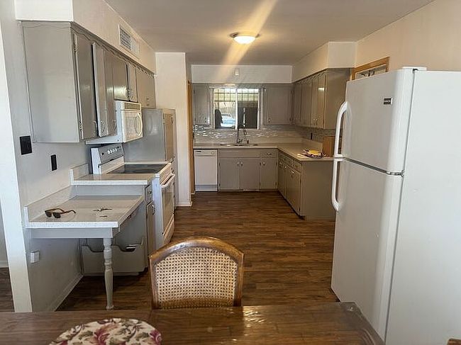 Additional photo 1 of property located at 5517 E Boise St