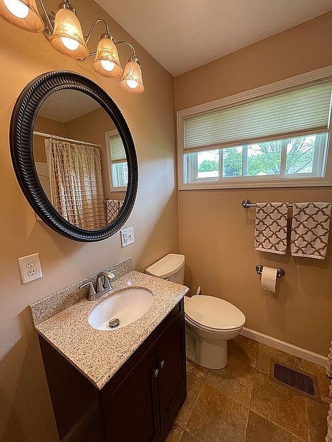 Additional photo 2 of property located at 464 Cleveland Ave