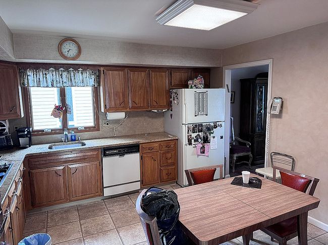 Image of 267 Ardmore Ave
