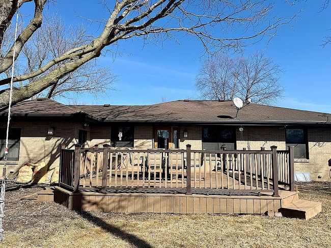Image of 2114 Meadow Lawn Ln
