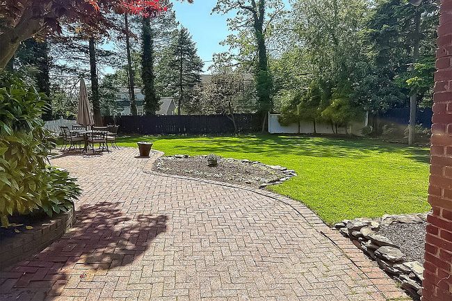 Image of 597 Colonial Pl