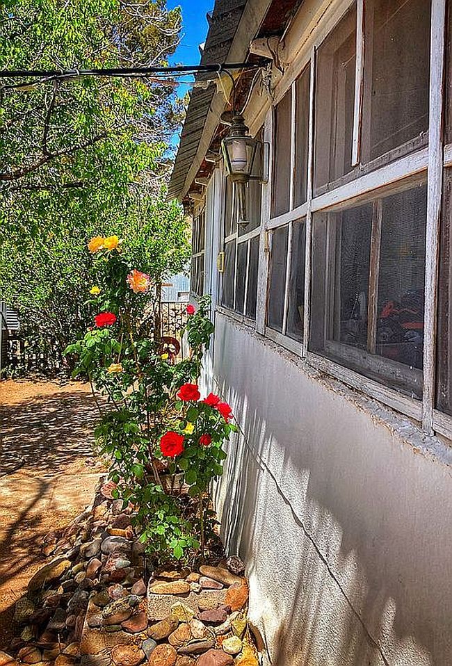Image of 16 Tenedor Ln