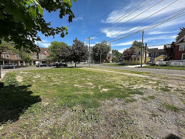 Photo of 96 Locust St