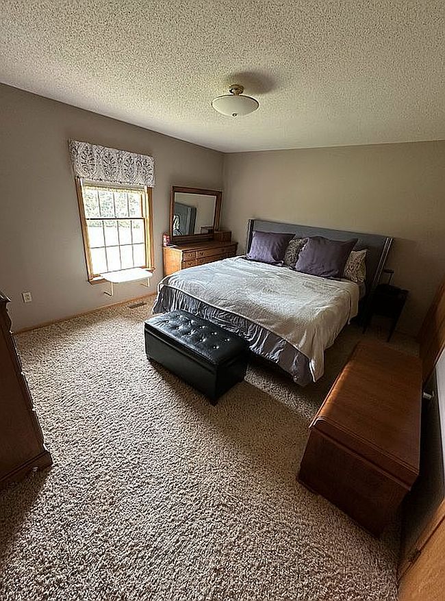 Image of 94 4th St