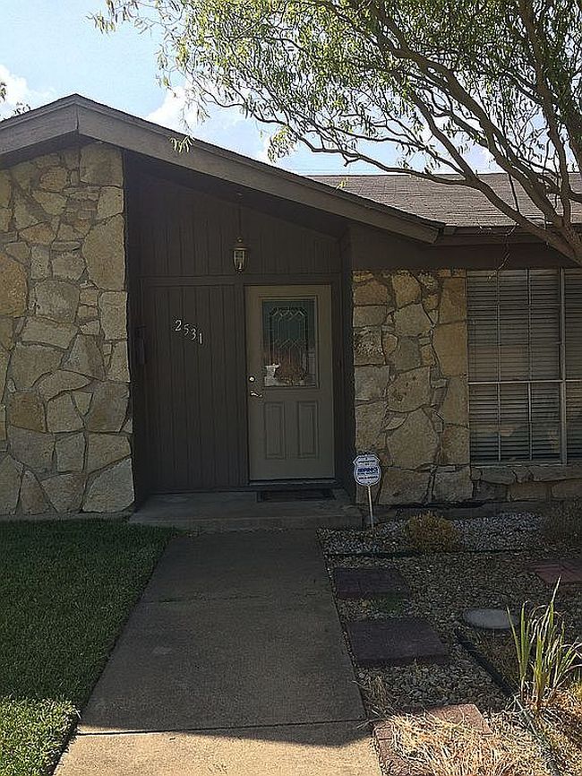 Preview of property located at 2531 Glacier St