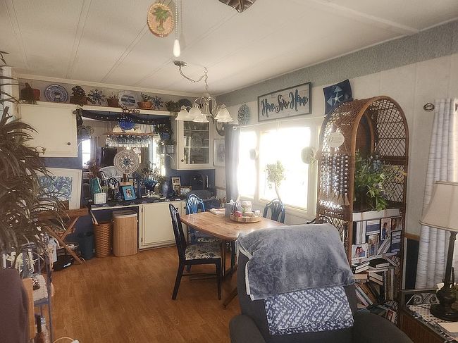 Image of 37136 8th Ave