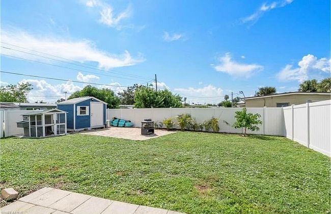 Photo of 126 Palmetto Cir Ne, Port Charlotte, FL
