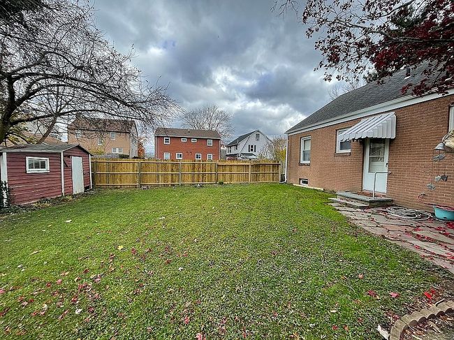 Image of 313 E Valley St