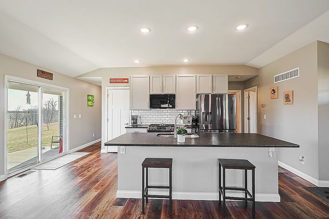 Image of 220 Mann Rd