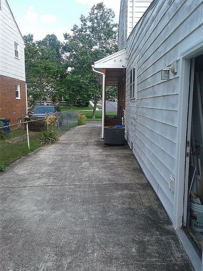 Image of 12030 Valleywood Dr